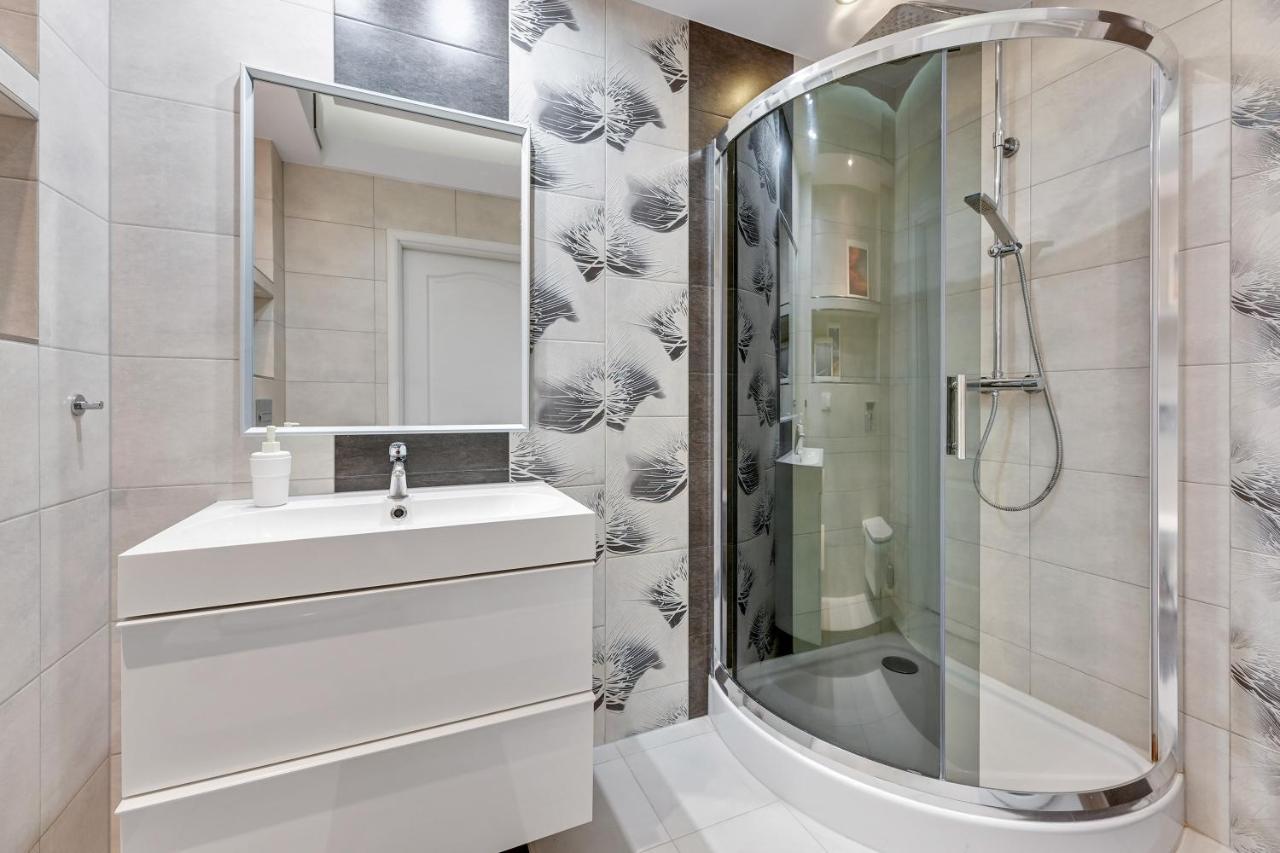Grand Apartments - Neptun Park Jelitkowo - Prowansja Γκντανσκ Εξωτερικό φωτογραφία